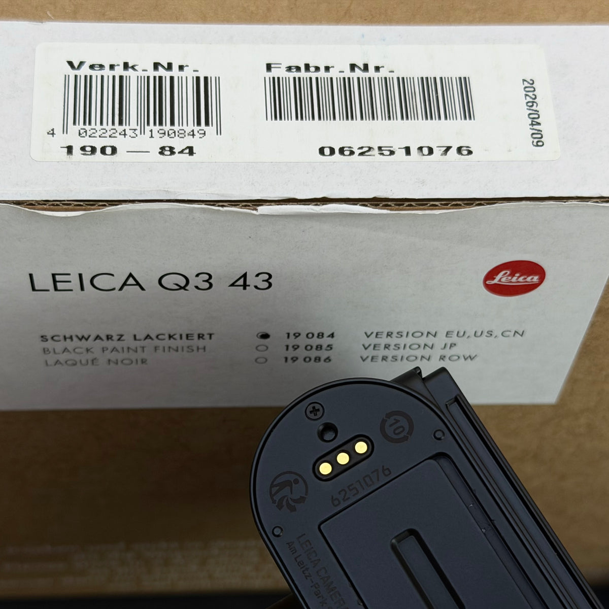 5 Mth Leica Q3 43 Q43 Digital Camera with 43/2 Apo NMIB US$6080