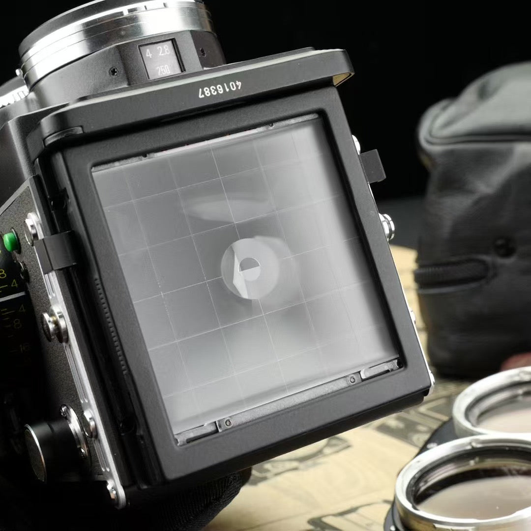 Rolleiflex 2.8GX 80 Years Anniversary + Rolleinar 0.35 Near Mint US$4380