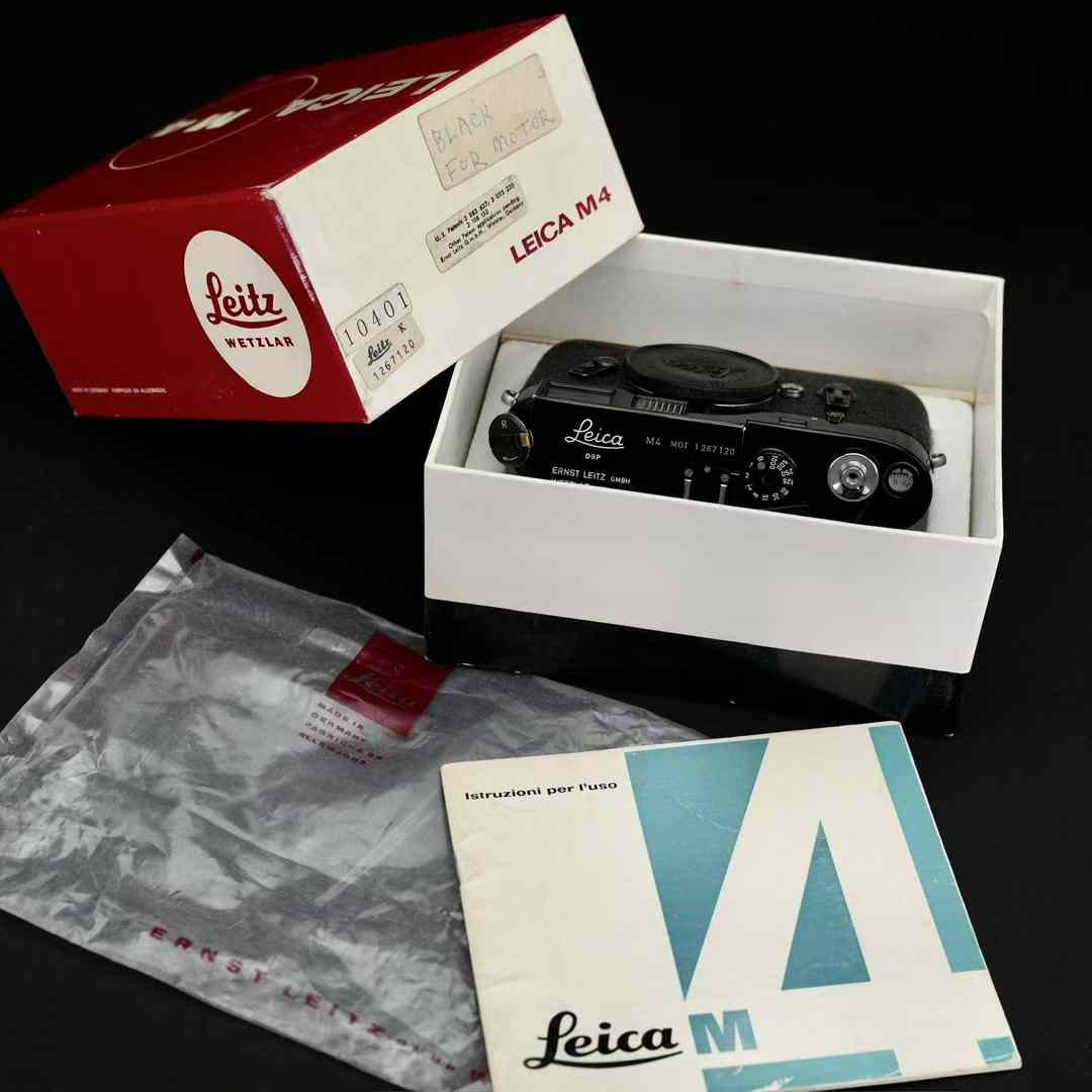 Leica M4 Mot Black Paint Rangefinder Boxed US14800