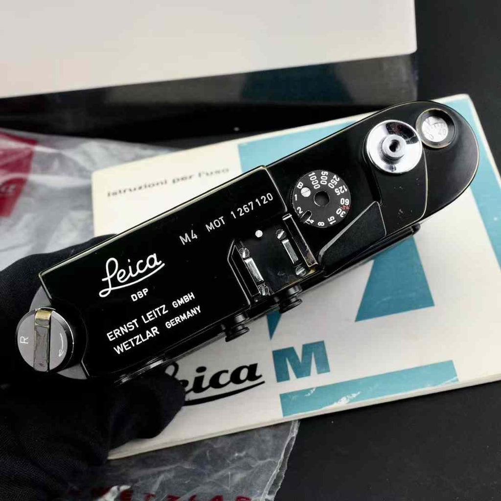 Leica M4 Mot Black Paint Rangefinder Boxed US14800