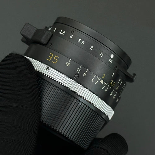 Certified Pre-Owned Leica M 35mm f/1.4 Summilux Pre-Asph SN31xx US$2780