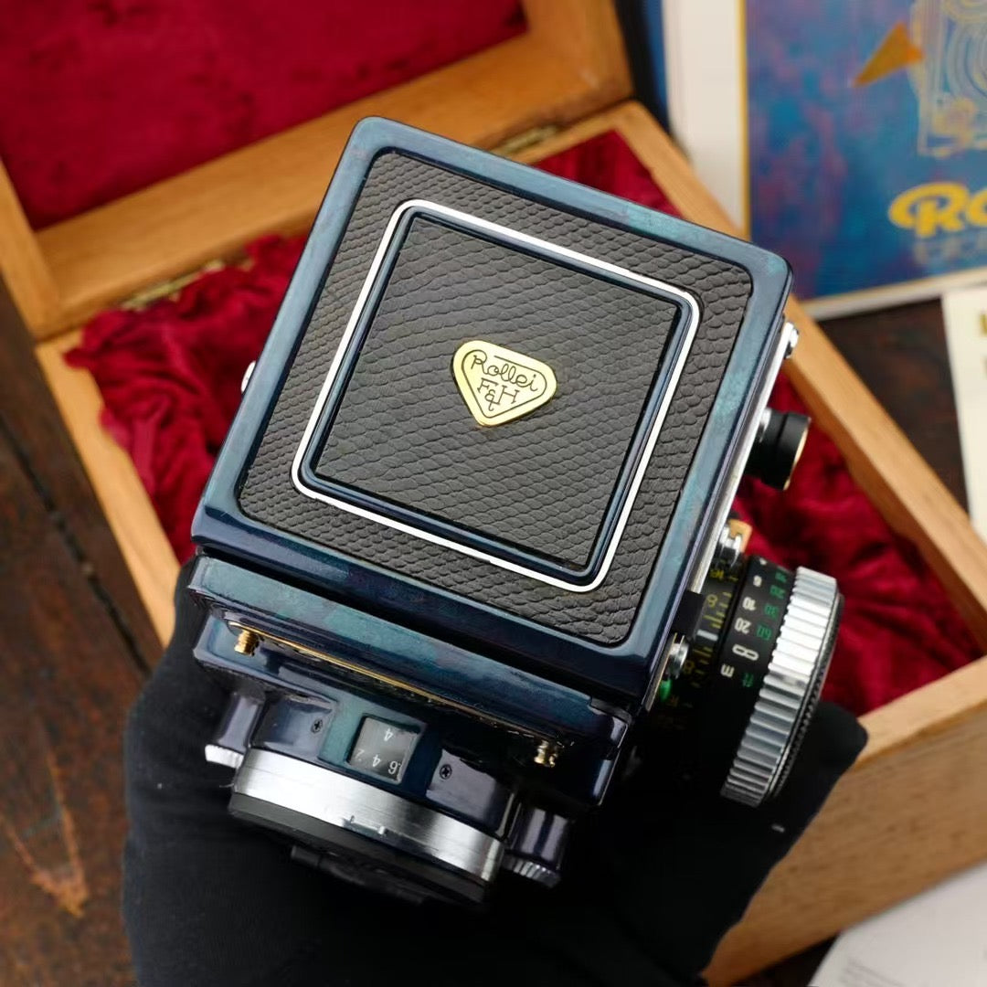 Rolleiflex 2.8GX Royal Limited Unused Boxed US$14800