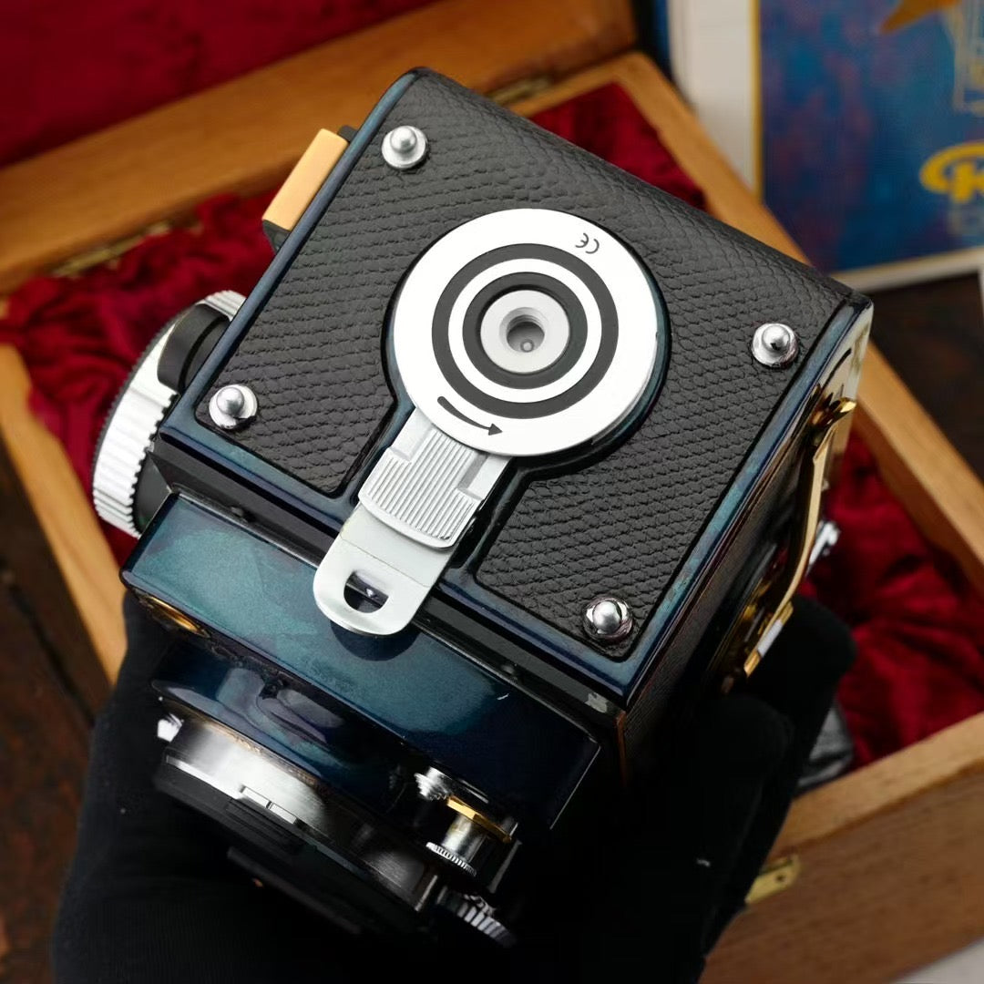 Rolleiflex 2.8GX Royal Limited Unused Boxed US$14800
