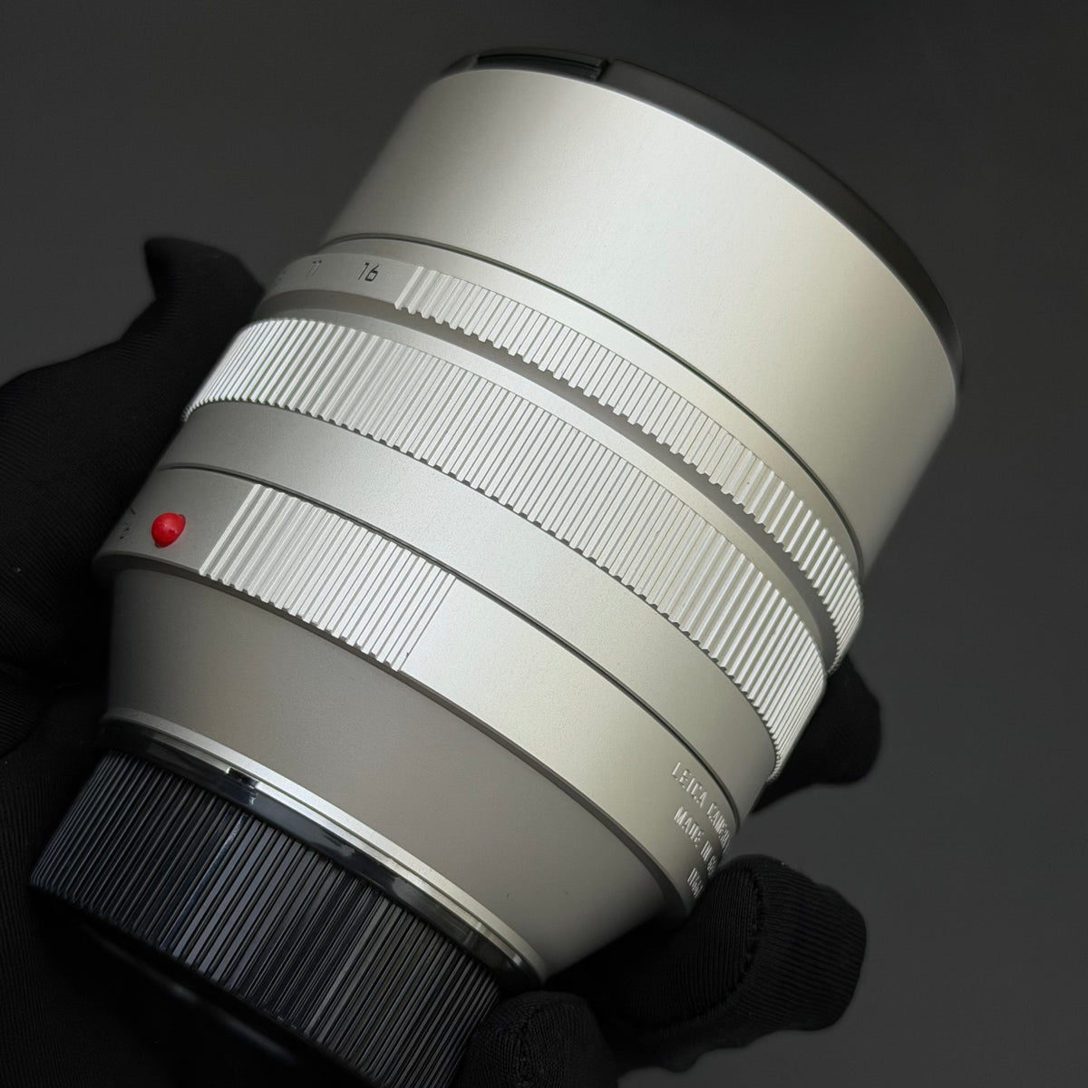 Leica M 50mm f/0.95 NOCTILUX-M ASPH 6-Bit Silver MINT US$7380