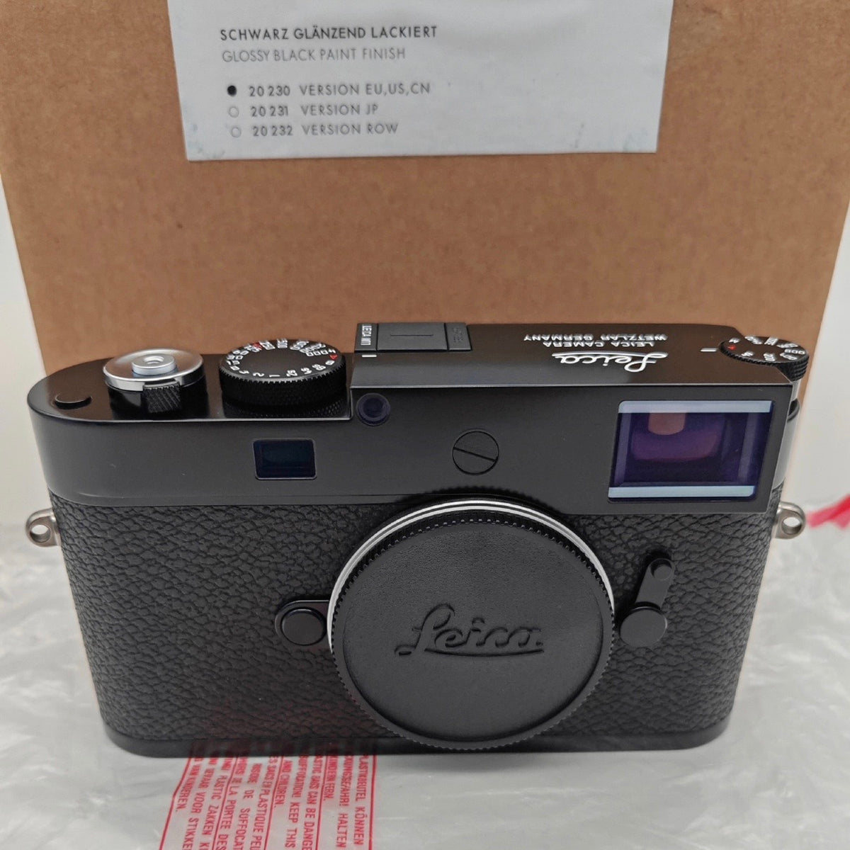 Leica M11 Glossy Black Paint Digital Rangefinder LNIB US$7980