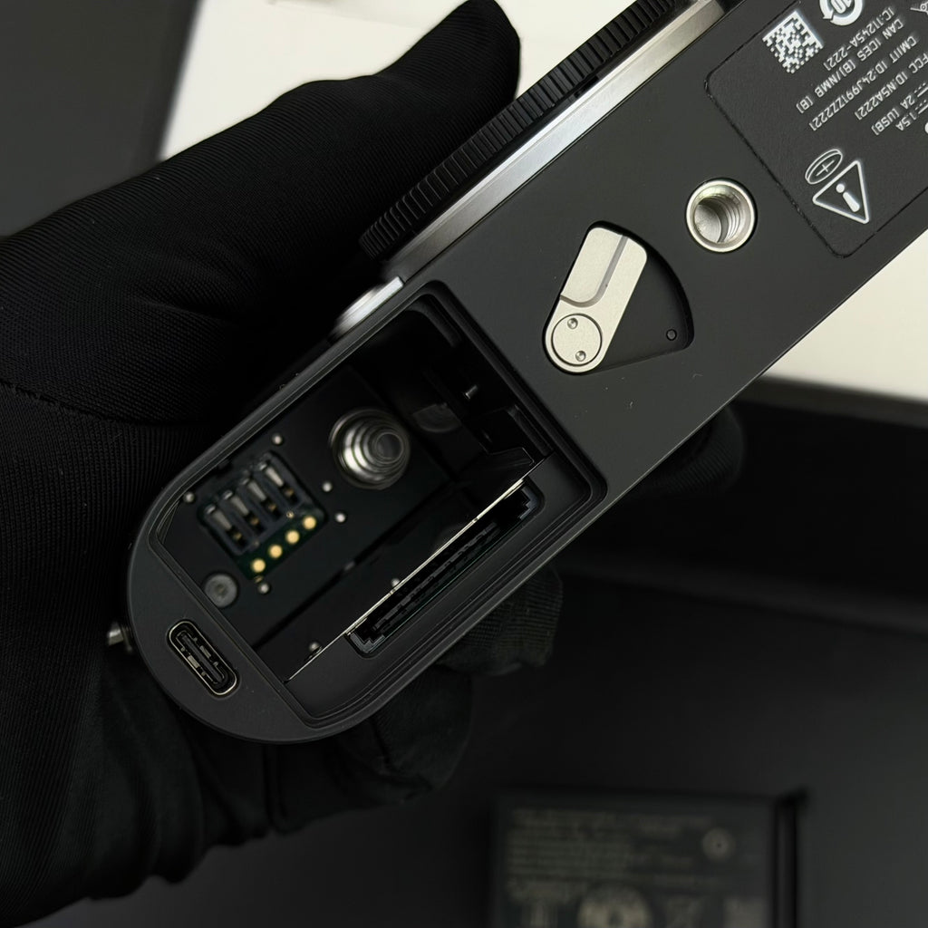 Leica M11-D M11D Digital Rangefinder Mint Boxed US$7980