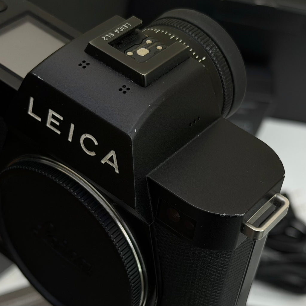 Leica SL2 Digital Camera Boxed US$1875