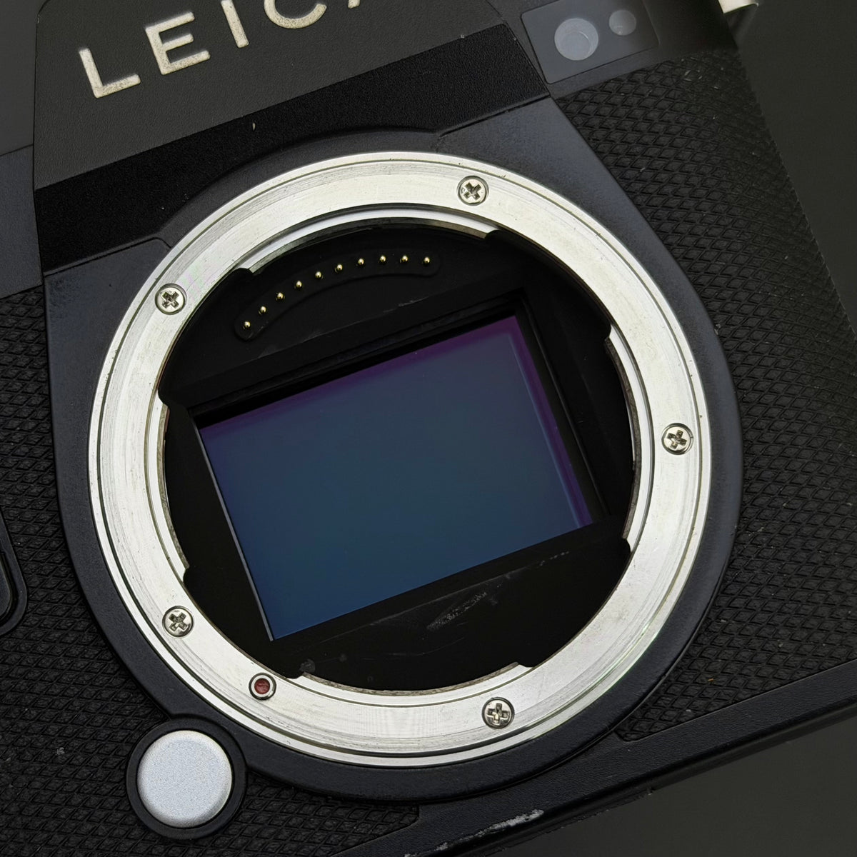 Leica SL2 Digital Camera Boxed US$1875