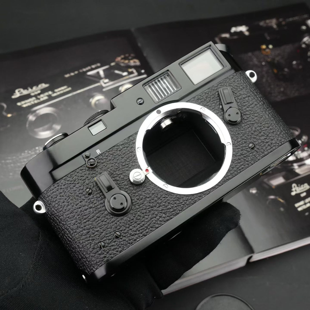 Leica M4 Black Paint Rangefinder CLA’d Near Mint US$7850