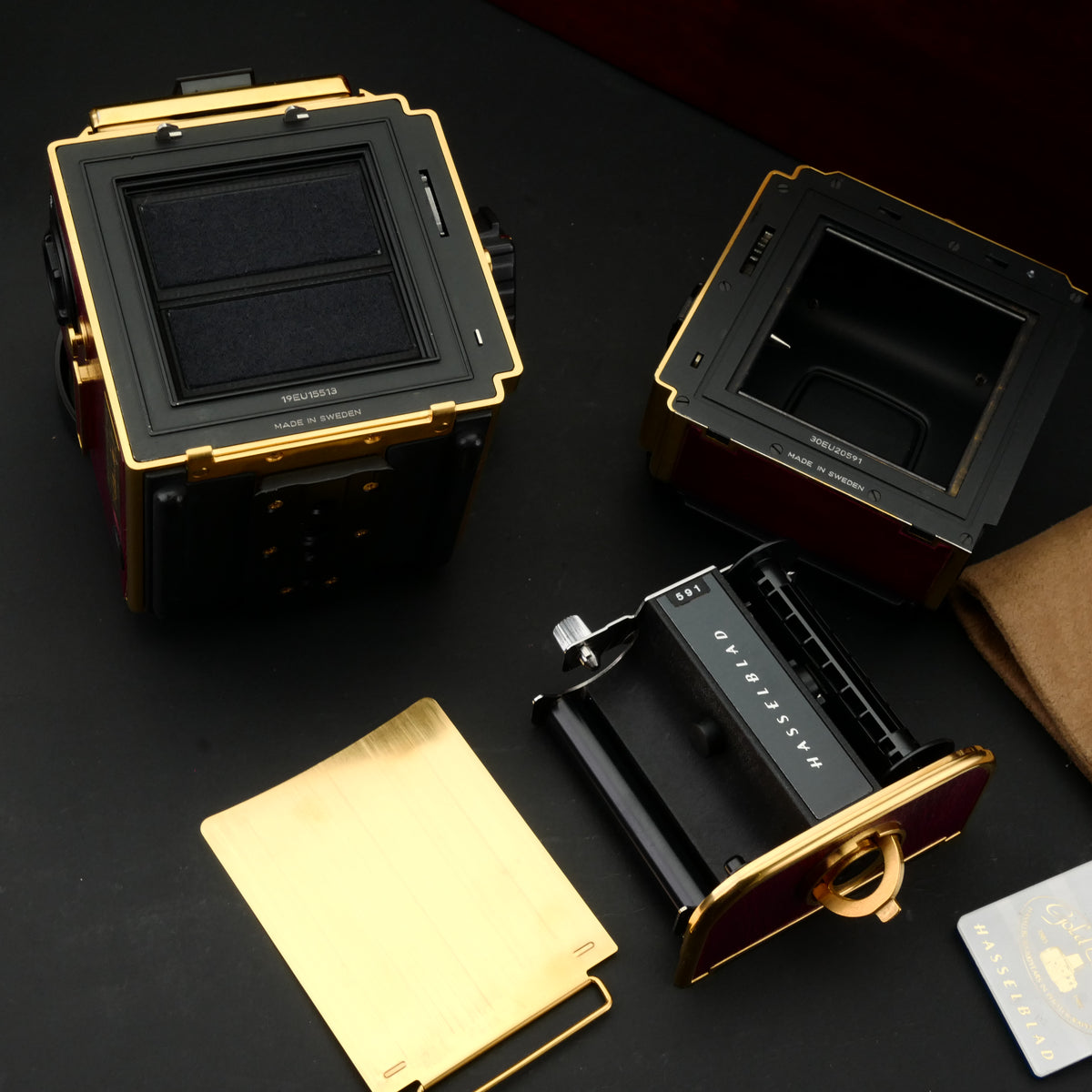 Hasselblad Star * 503CW Gold Supreme Set Unused US$11800