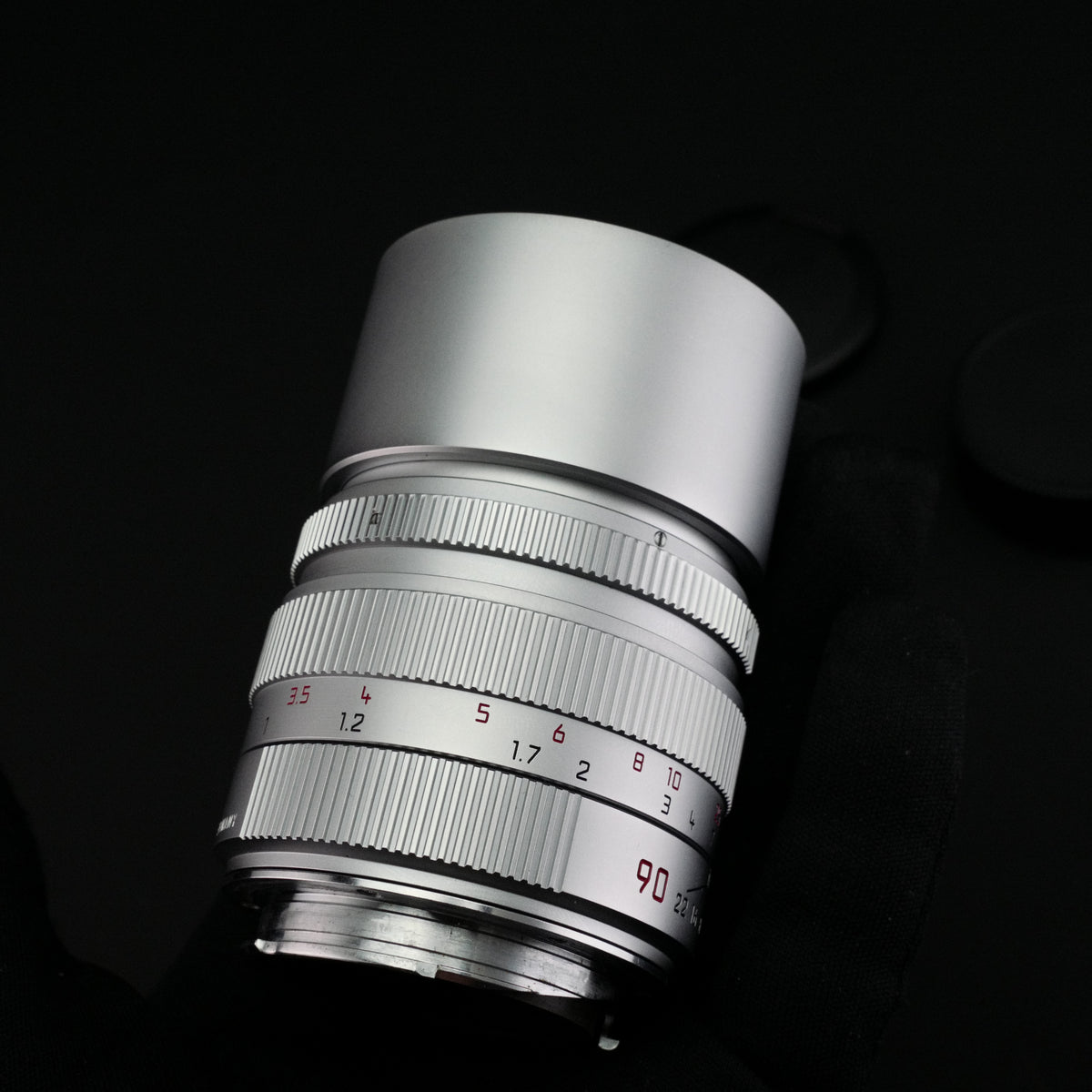 Leica M 90mm f/2.8 ELMARIT-M E46 Late Silver Chrome Near Mint US$1395