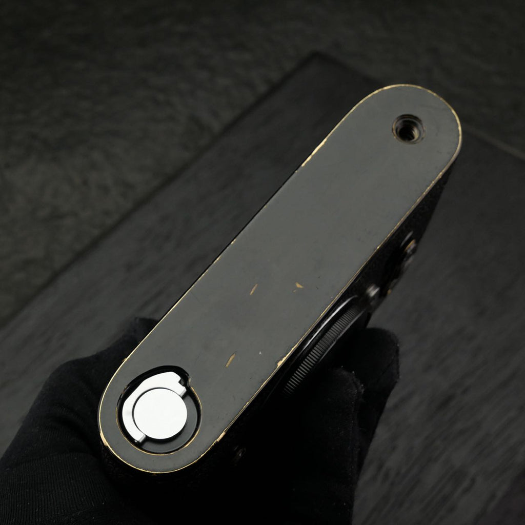 Leica M4 Black Paint First Batch Rangefinder US$18800