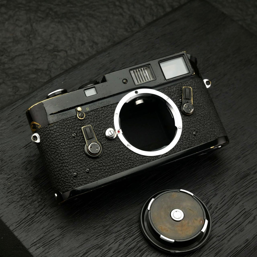 Leica M4 Black Paint First Batch Rangefinder US$18800