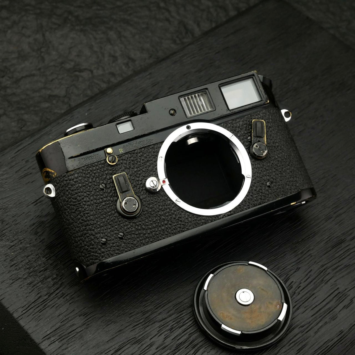 Leica M4 Black Paint First Batch Rangefinder US$18800