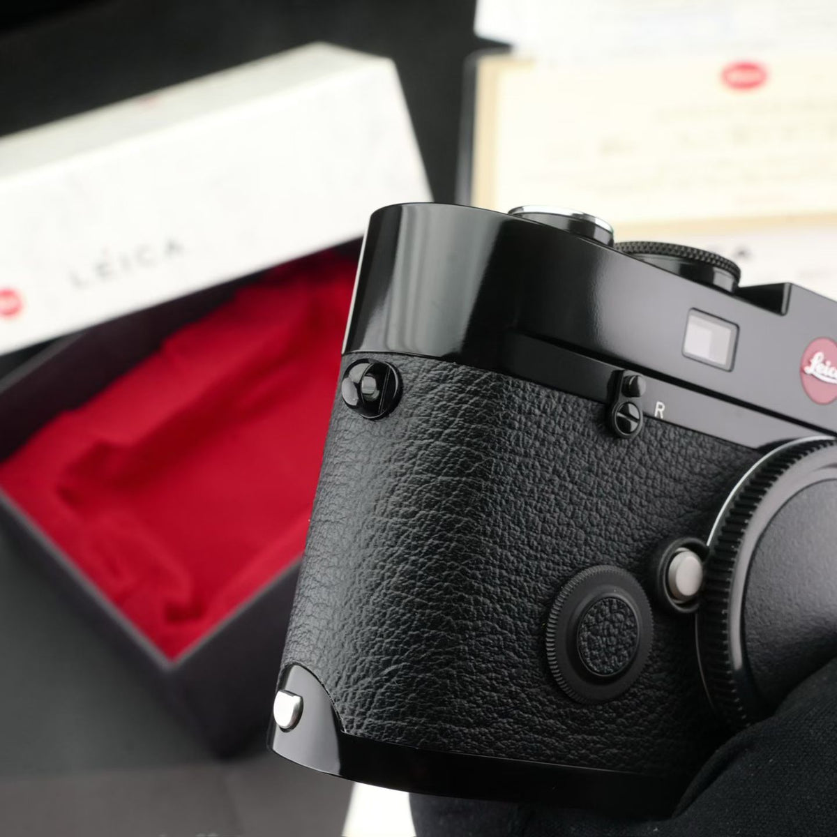 Leica M6 TTL 0.85 Black Paint NSH 400 Made LNIB US$9850